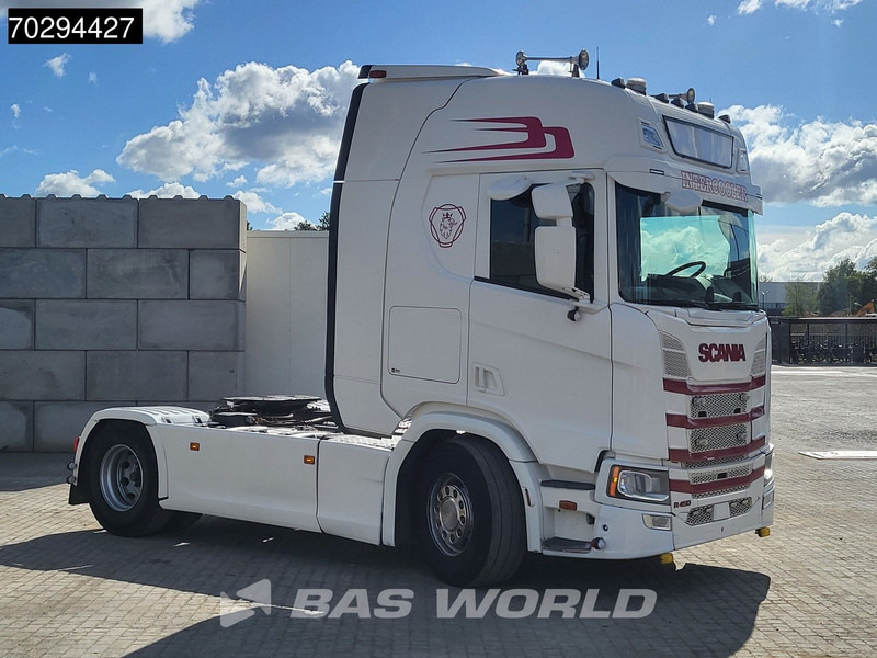 Scania R450 R 4X2 Retarder 2xTanks Leder ACC Hydraulic Euro 6 - Tracteur routier: photos 3 Scania R450 R 4X2 Retarder 2xTanks Leder ACC Hydraulic Euro 6 - Tracteur routier: photos 3