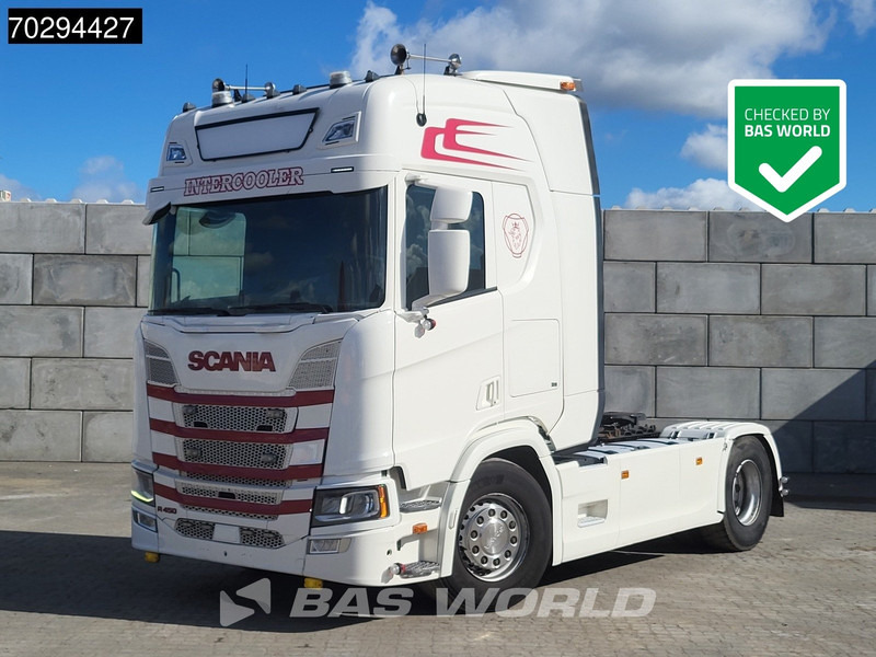 Scania R450 R 4X2 Retarder 2xTanks Leder ACC Hydraulic Euro 6 - Tracteur routier: photos 1 Scania R450 R 4X2 Retarder 2xTanks Leder ACC Hydraulic Euro 6 - Tracteur routier: photos 1