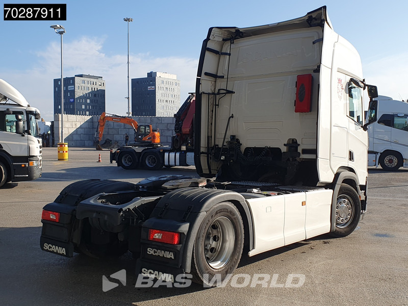 Scania R500 R 4X2 Retarder 2xTanks Navi ACC LED Euro 6 - Tracteur routier: photos 5 Scania R500 R 4X2 Retarder 2xTanks Navi ACC LED Euro 6 - Tracteur routier: photos 5