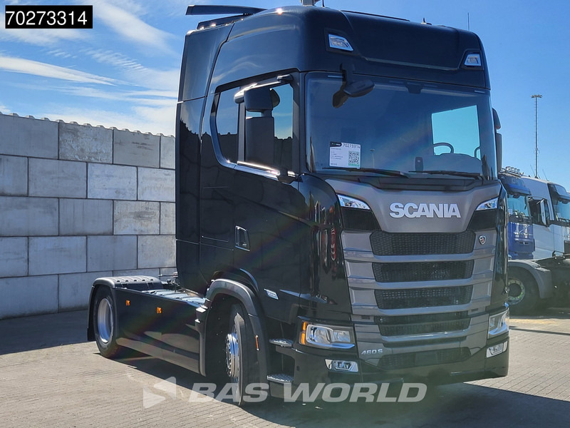 Scania S460 4X2 Retarder 2xTanks LED Standklima ACC Euro 6 - Tracteur routier: photos 3 Scania S460 4X2 Retarder 2xTanks LED Standklima ACC Euro 6 - Tracteur routier: photos 3