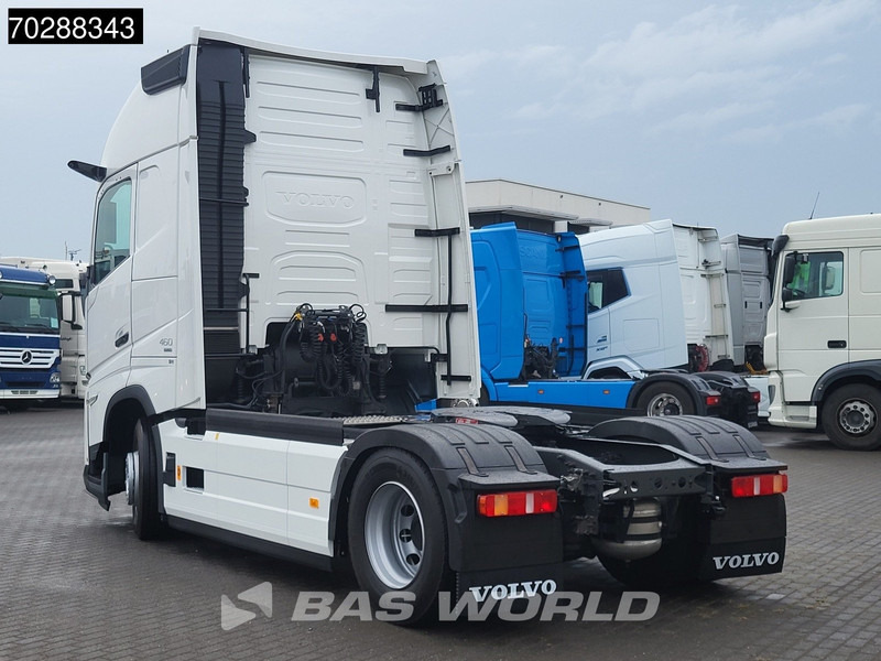 Volvo FH 460 4X2 2024! XL TC VEB+ 2x Tanks I-ParkCool - Tracteur routier: photos 2 Volvo FH 460 4X2 2024! XL TC VEB+ 2x Tanks I-ParkCool - Tracteur routier: photos 2