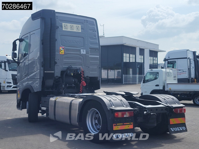 Volvo FH 460 4X2 VEB+ I-ParkCool 2xTanks LED Euro 6 - Tracteur routier: photos 2 Volvo FH 460 4X2 VEB+ I-ParkCool 2xTanks LED Euro 6 - Tracteur routier: photos 2