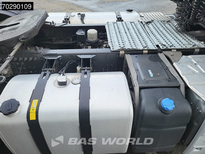 Tracteur routier Volvo FH 500 4X2 I-Save XL VEB+ 2xTanks Navi LED ACC Euro 6: photos 13 Tracteur routier Volvo FH 500 4X2 I-Save XL VEB+ 2xTanks Navi LED ACC Euro 6: photos 13