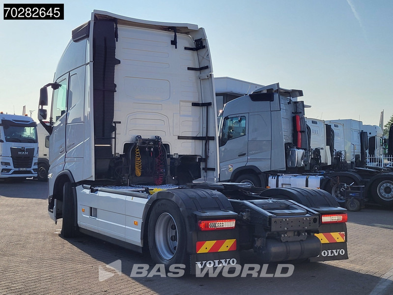 Volvo FH 500 4X2 XL VEB+ 2x Tanks I-ParkCool LED - Tracteur routier: photos 2 Volvo FH 500 4X2 XL VEB+ 2x Tanks I-ParkCool LED - Tracteur routier: photos 2