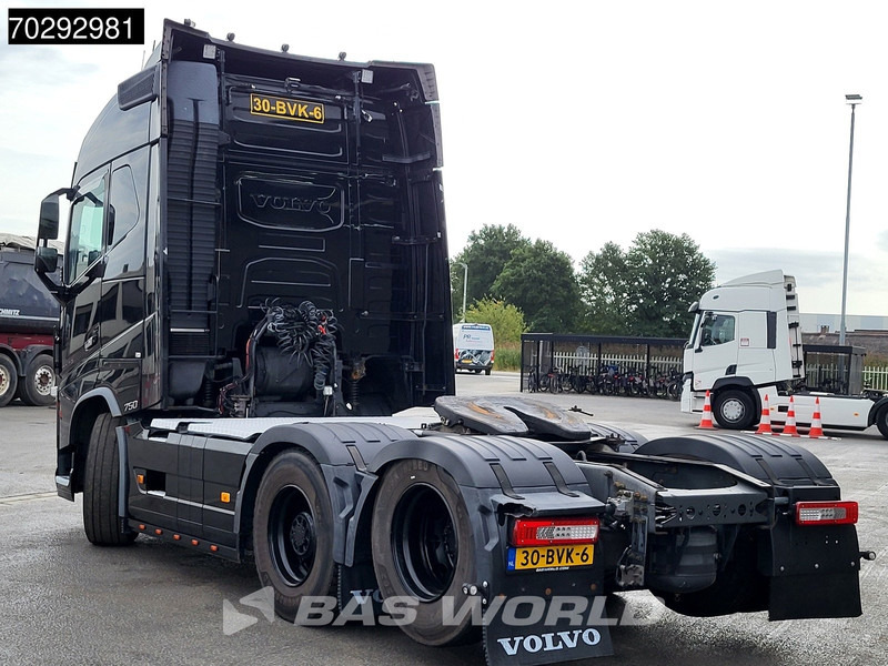 Volvo FH16 750 6X2 NL-Truck APK 07-2026! Full-Air Retarder VEB+ Big-Axle 2x Tanks Liftachse Xenon Euro 6 - Tracteur routier: photos 2 Volvo FH16 750 6X2 NL-Truck APK 07-2026! Full-Air Retarder VEB+ Big-Axle 2x Tanks Liftachse Xenon Euro 6 - Tracteur routier: photos 2