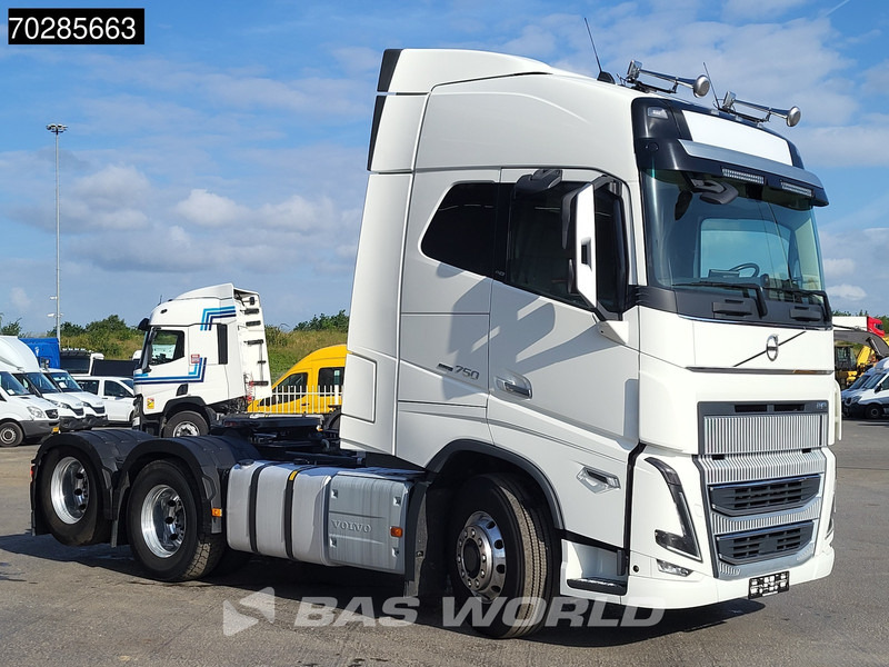 Volvo FH16 750 FH16 6X4 6x6 X-Track Liftachse Full-Air VDS VEB+ Alcoa's ACC LED Alcoa's - Tracteur routier: photos 3 Volvo FH16 750 FH16 6X4 6x6 X-Track Liftachse Full-Air VDS VEB+ Alcoa's ACC LED Alcoa's - Tracteur routier: photos 3