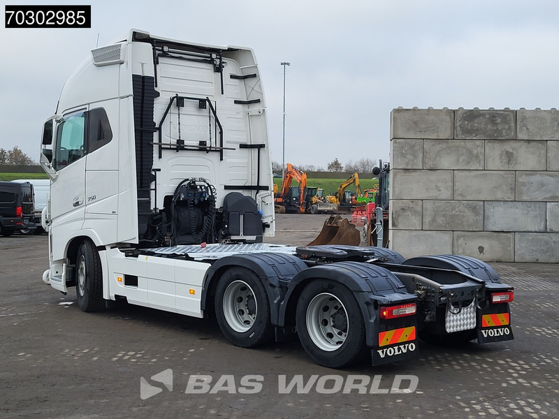 Volvo FH16 750 FH16 6X4 XL Retarder Full-Air 2xTanks Hydraulik - Tracteur routier: photos 2 Volvo FH16 750 FH16 6X4 XL Retarder Full-Air 2xTanks Hydraulik - Tracteur routier: photos 2