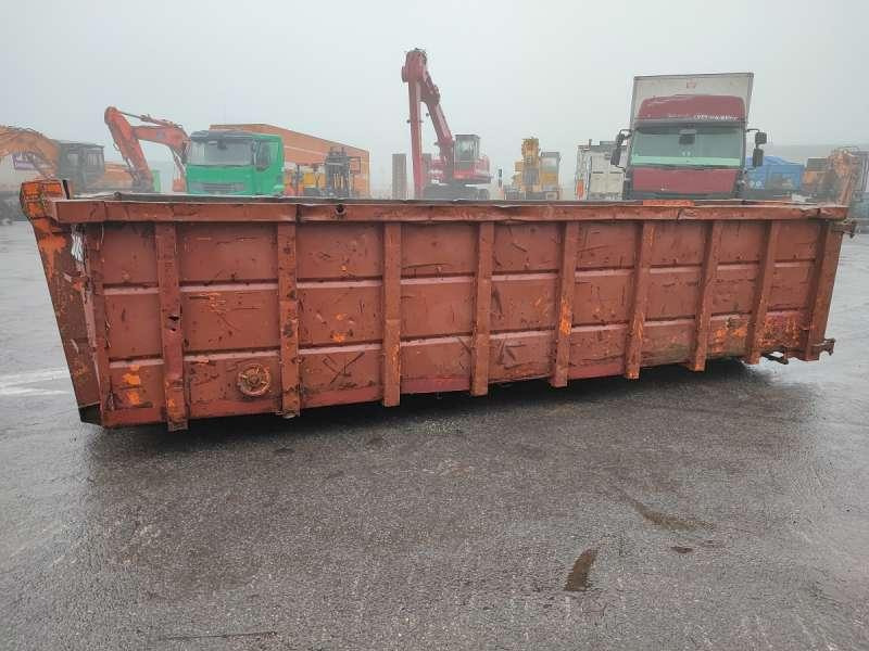 15 M2 - Benne ampliroll: photos 1 15 M2 - Benne ampliroll: photos 1