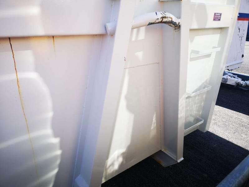 30m3 ouverte - 10 Tonnes DIB - sur commande - Benne ampliroll: photos 5 30m3 ouverte - 10 Tonnes DIB - sur commande - Benne ampliroll: photos 5