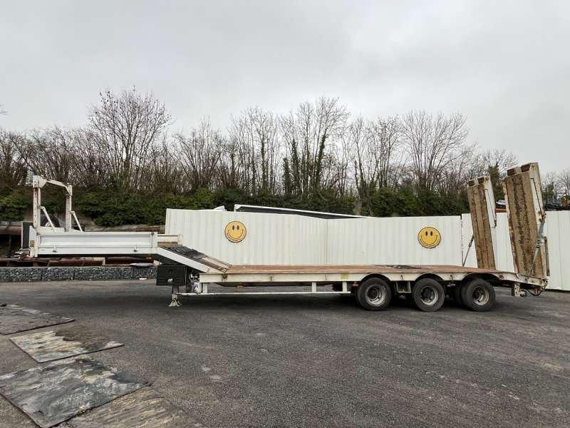 Actm 3 ESSIEUX - Semi-remorque surbaissé: photos 3 Actm 3 ESSIEUX - Semi-remorque surbaissé: photos 3