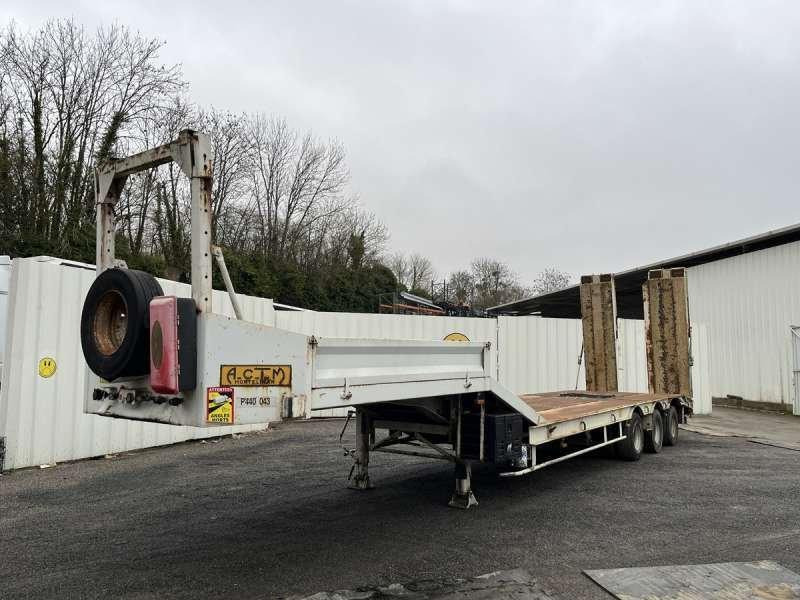 Actm 3 ESSIEUX - Semi-remorque surbaissé: photos 2 Actm 3 ESSIEUX - Semi-remorque surbaissé: photos 2