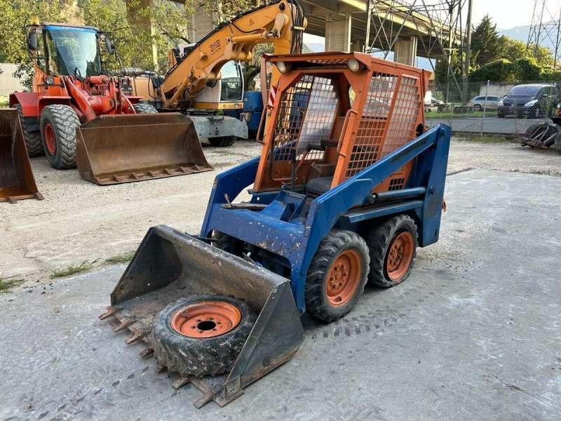 Bobcat 543 MACHINE SUISSE - Mini chargeuse: photos 3 Bobcat 543 MACHINE SUISSE - Mini chargeuse: photos 3