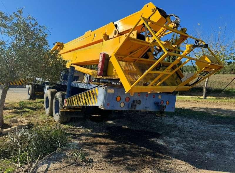 CONDOR 125/S - Grue mobile: photos 4 CONDOR 125/S - Grue mobile: photos 4