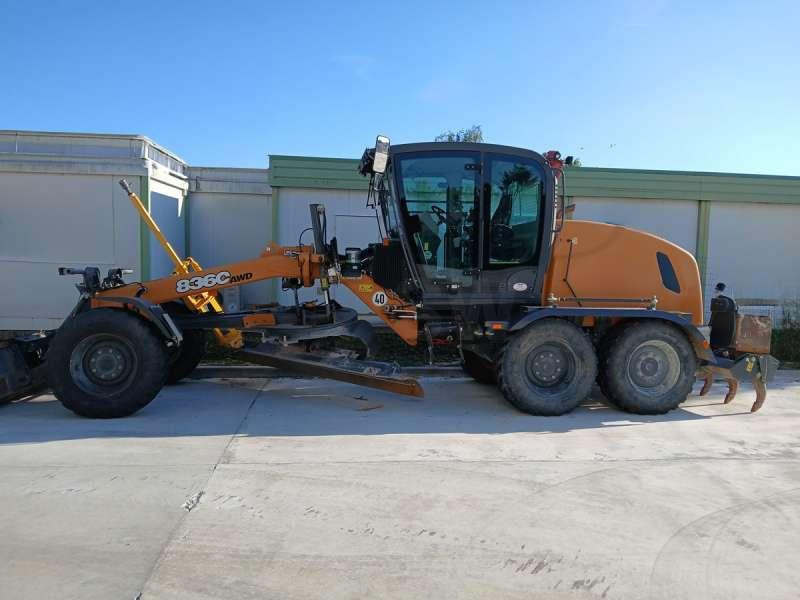 Case 836C AWD EQUIPEE 3D - Niveleuse: photos 2 Case 836C AWD EQUIPEE 3D - Niveleuse: photos 2