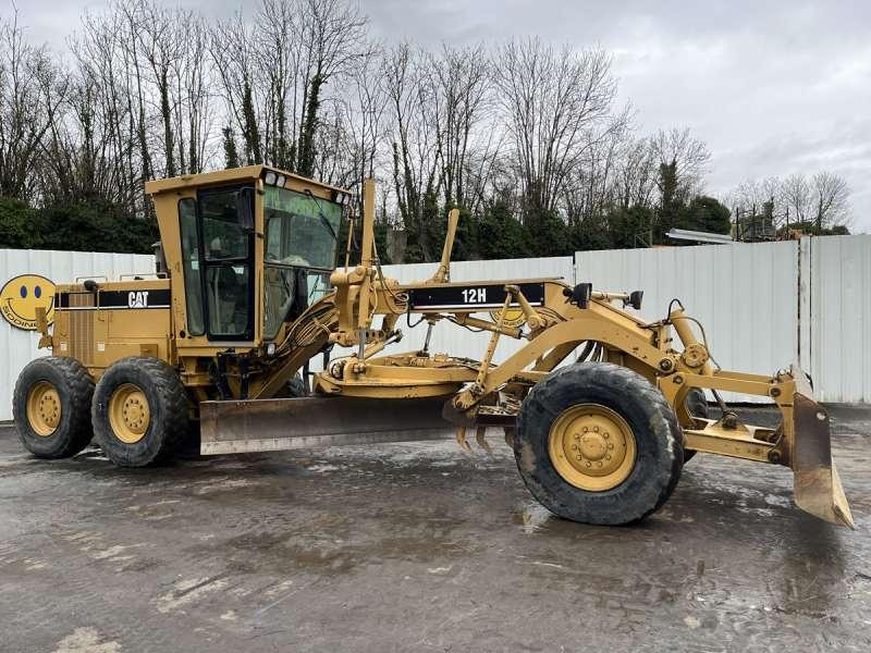 Caterpillar 12H-ES - Niveleuse: photos 1 Caterpillar 12H-ES - Niveleuse: photos 1