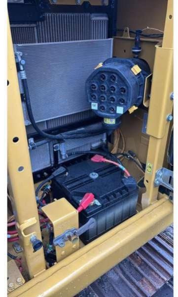 Caterpillar 313GC - Pelle sur chenille: photos 5 Caterpillar 313GC - Pelle sur chenille: photos 5