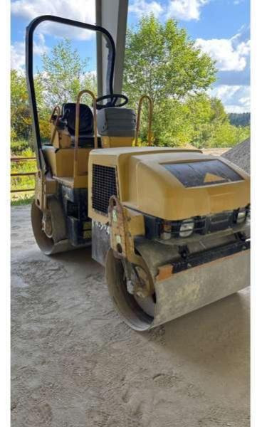 Caterpillar CB-224E - Rouleau compresseur: photos 2 Caterpillar CB-224E - Rouleau compresseur: photos 2