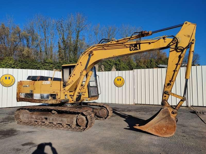 Caterpillar E120B - Pelle sur chenille: photos 1 Caterpillar E120B - Pelle sur chenille: photos 1