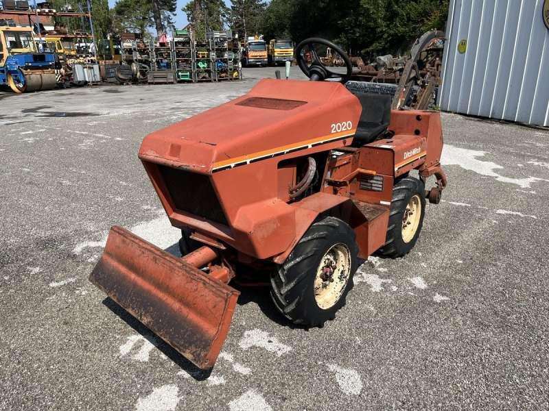 DITCH WITCH 2020K - Trancheuse: photos 2 DITCH WITCH 2020K - Trancheuse: photos 2
