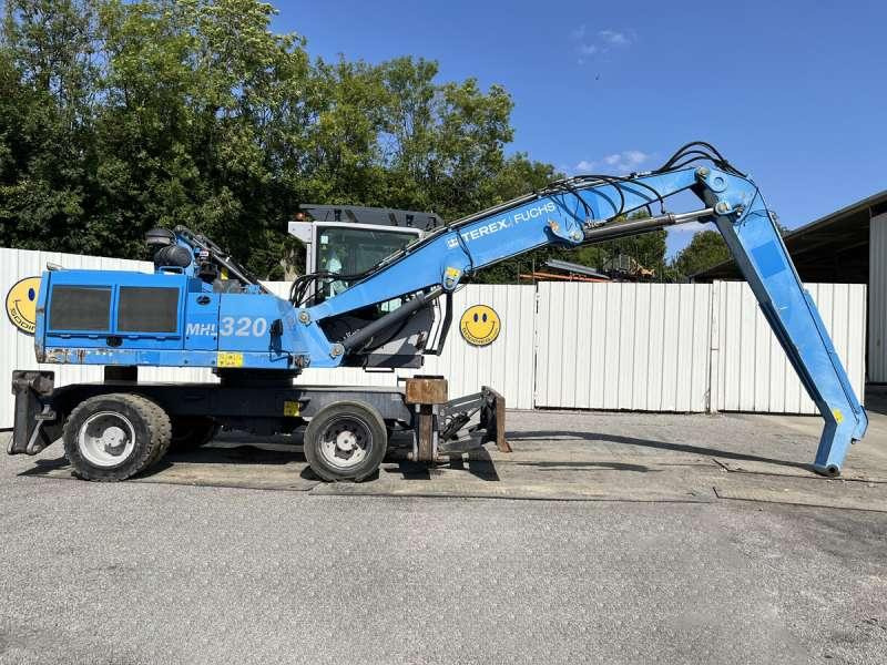 Pelle de manutention Fuchs MHL 320: photos 11