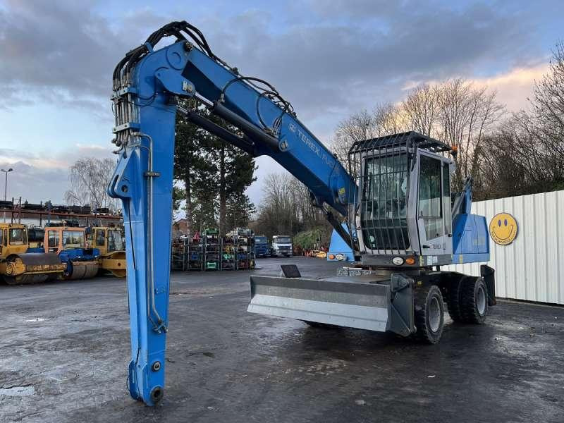 Fuchs MHL320 - Pelle de manutention: photos 3 Fuchs MHL320 - Pelle de manutention: photos 3