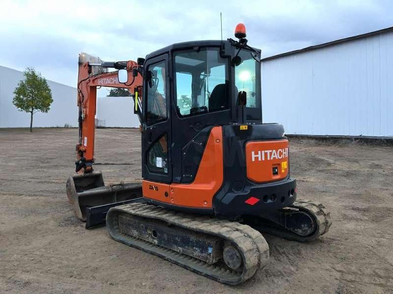 Hitachi ZX55U-6 CLR - Pelle sur chenille: photos 3 Hitachi ZX55U-6 CLR - Pelle sur chenille: photos 3