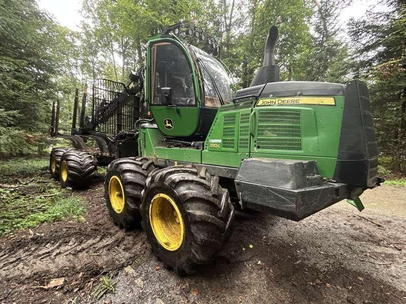 John Deere Debusqueur 1110G - Porteur: photos 1 John Deere Debusqueur 1110G - Porteur: photos 1