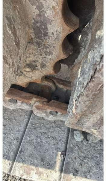 Komatsu PC210-LC8 - Pelle sur chenille: photos 5 Komatsu PC210-LC8 - Pelle sur chenille: photos 5