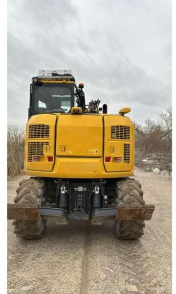 Komatsu PW98MR-11E0 - Pelle sur pneus: photos 4 Komatsu PW98MR-11E0 - Pelle sur pneus: photos 4