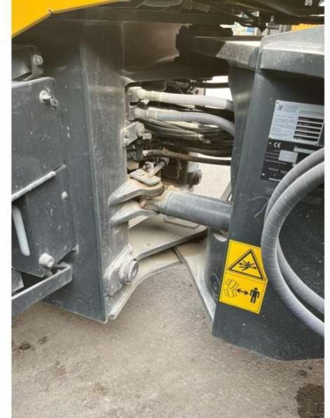 Chargeuse sur pneus Komatsu WA320-7: photos 16