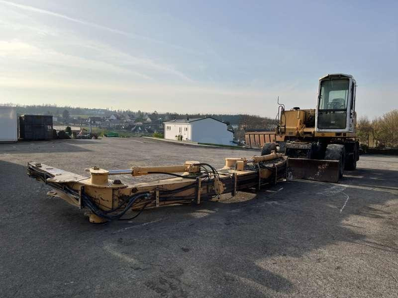 Liebherr A316 - POUR PIECES - Pelle sur pneus: photos 4 Liebherr A316 - POUR PIECES - Pelle sur pneus: photos 4