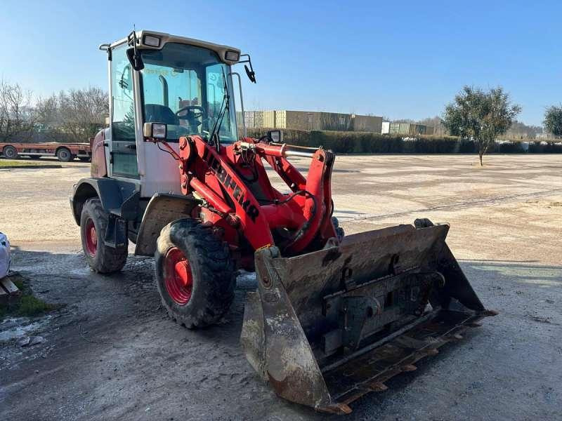 Liebherr L506 Stereo - Valet de ferme: photos 2 Liebherr L506 Stereo - Valet de ferme: photos 2