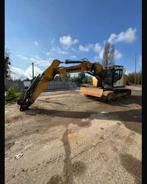 Liebherr R926 COMPACT - Pelle sur chenille: photos 2 Liebherr R926 COMPACT - Pelle sur chenille: photos 2