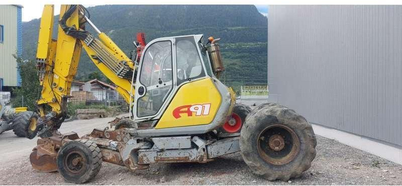 MENZI MUCK A91MOBIL - Pelle araignée: photos 1 MENZI MUCK A91MOBIL - Pelle araignée: photos 1
