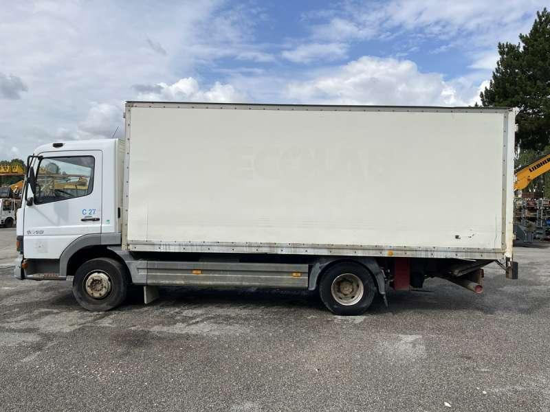 Mercedes ATEGO 1018 - Châssis cabine: photos 4 Mercedes ATEGO 1018 - Châssis cabine: photos 4