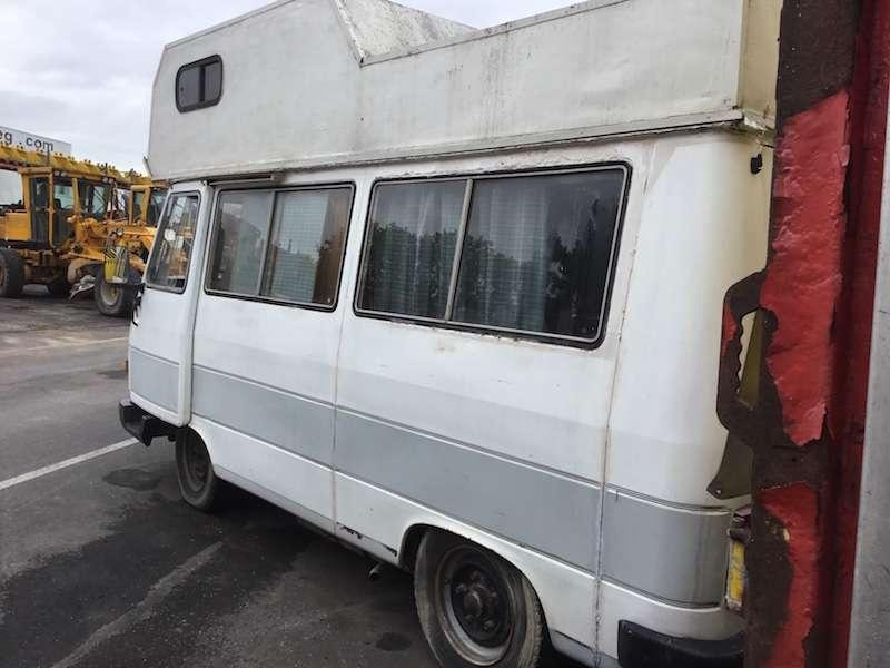 Peugeot Voiture de collection, prestige J9 - Camping-car capucine: photos 3 Peugeot Voiture de collection, prestige J9 - Camping-car capucine: photos 3