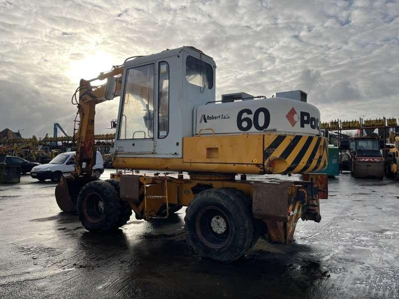 Poclain P60 - Pelle sur pneus: photos 5 Poclain P60 - Pelle sur pneus: photos 5