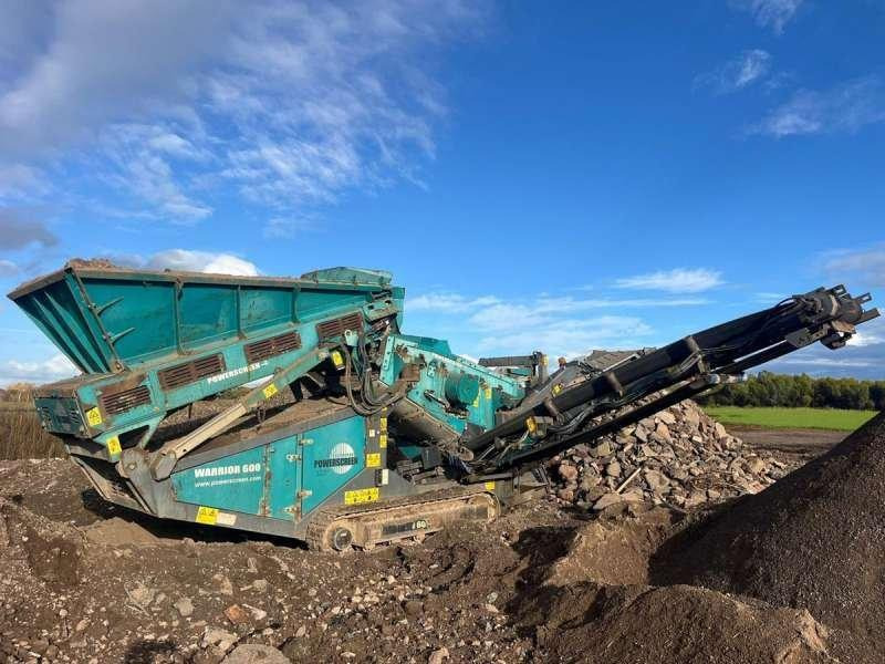 Powerscreen WARRIOR 600 - Crible: photos 1 Powerscreen WARRIOR 600 - Crible: photos 1