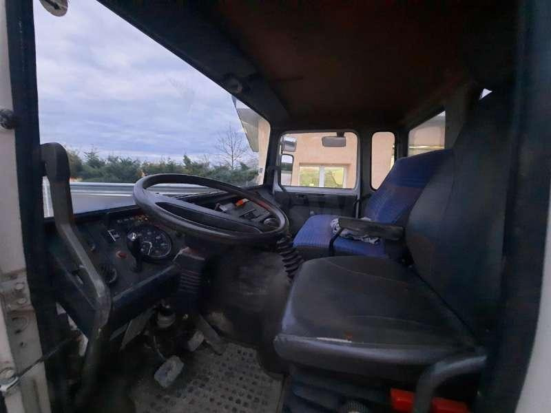 Renault 4X2 - Camion benne: photos 5 Renault 4X2 - Camion benne: photos 5