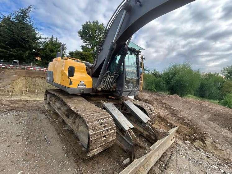 Volvo EC160DNL - Pelle sur chenille: photos 5 Volvo EC160DNL - Pelle sur chenille: photos 5