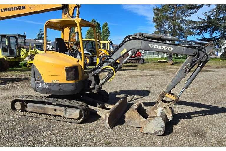 Volvo Mini Pelle ECR38 - Mini pelle: photos 3 Volvo Mini Pelle ECR38 - Mini pelle: photos 3