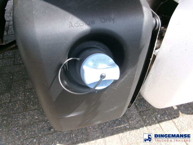 Camion hydrocureur DAF LF 220 4X2 Whale vacuum tank 7 m3: photos 11
