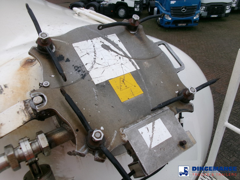 Feldbinder Powder tank alu 41 m3 (tipping) - Semi-remorque citerne: photos 5 Feldbinder Powder tank alu 41 m3 (tipping) - Semi-remorque citerne: photos 5
