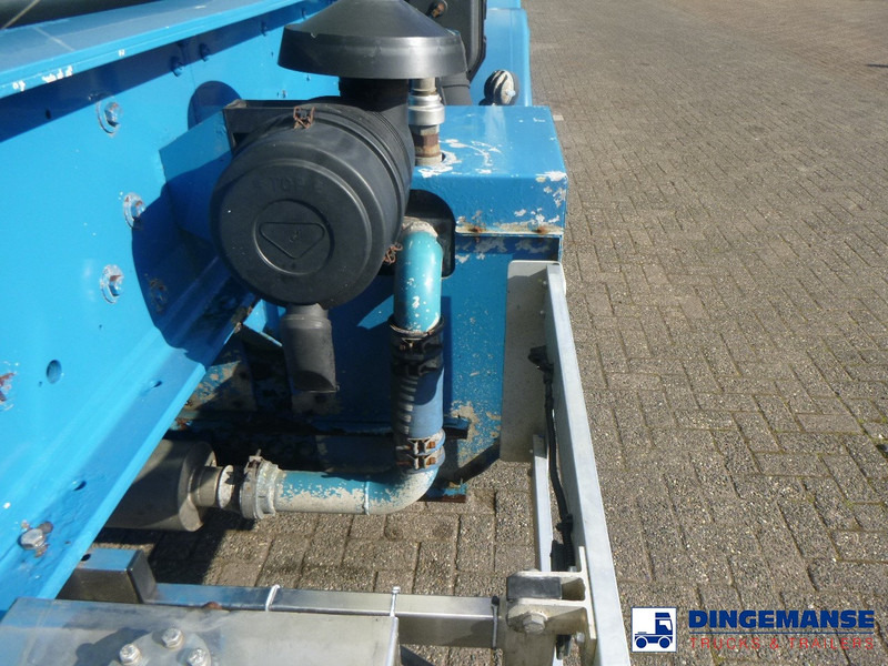 Semi-remorque citerne Feldbinder Powder tank alu 60 m3 / Compressor diesel engine.: photos 16