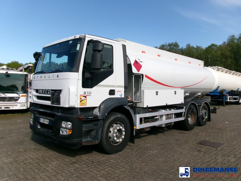 Iveco AD260S31Y 6X2 fuel tank 19 m3 / 5 comp / ADR 02-07-2024 - Camion citerne: photos 1 Iveco AD260S31Y 6X2 fuel tank 19 m3 / 5 comp / ADR 02-07-2024 - Camion citerne: photos 1