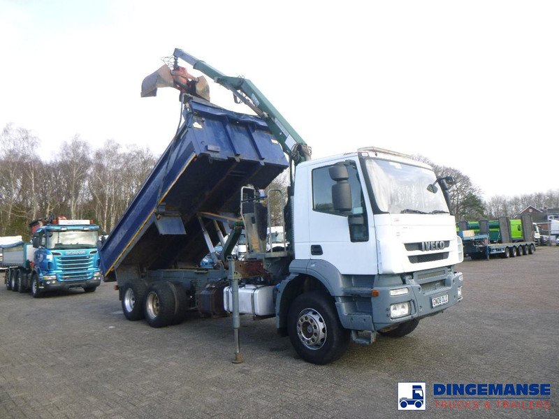 Iveco AD260T33 6X4 RHD tipper + HMF crane - Camion grue: photos 2 Iveco AD260T33 6X4 RHD tipper + HMF crane - Camion grue: photos 2