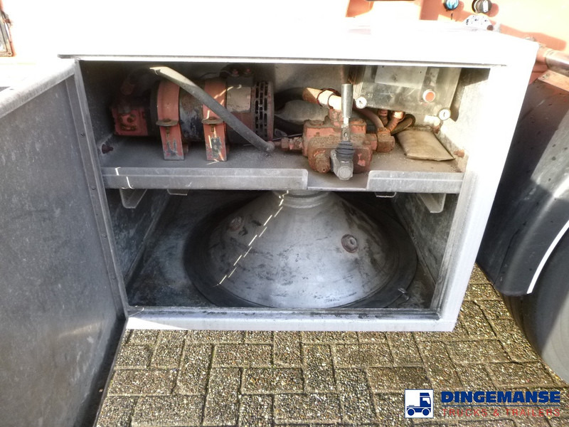 Semi-remorque citerne LAG Powder tank alu 60.5 m3 (tipping): photos 6