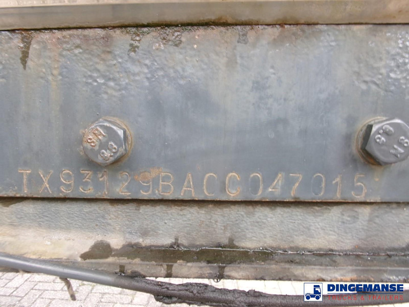 Semi-remorque citerne METALOVOUGA Bitumen / heavy oil tank inox 29 m3 / 1 comp: photos 16 Semi-remorque citerne METALOVOUGA Bitumen / heavy oil tank inox 29 m3 / 1 comp: photos 16