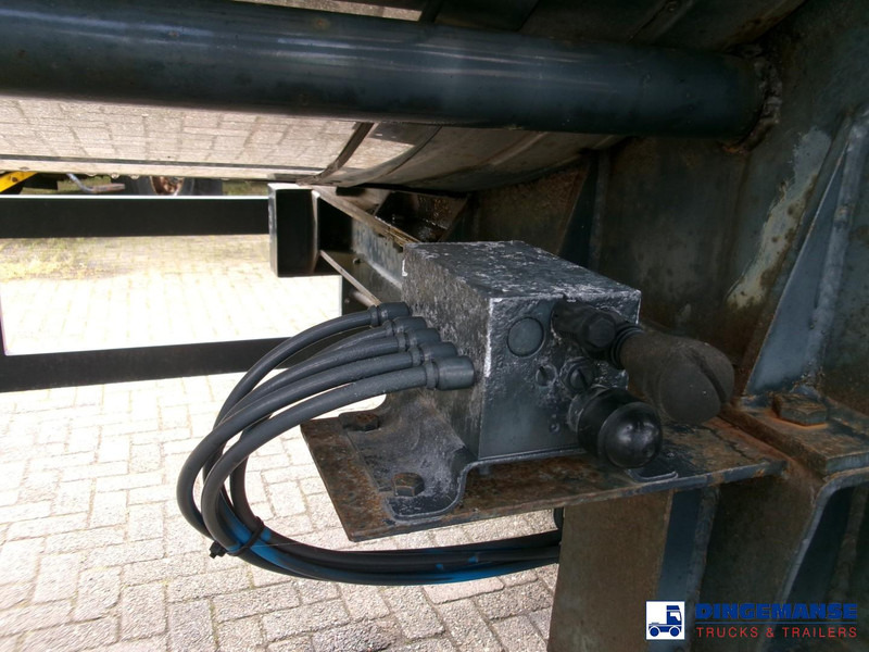 Semi-remorque citerne METALOVOUGA Bitumen / heavy oil tank inox 29 m3 / 1 comp: photos 8 Semi-remorque citerne METALOVOUGA Bitumen / heavy oil tank inox 29 m3 / 1 comp: photos 8