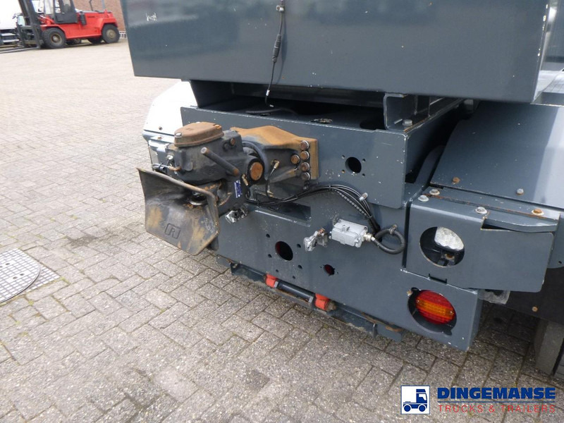 MOL RM 255 4X4 terminal drawbar tractor 150 ton - Tracteur portuaire: photos 5 MOL RM 255 4X4 terminal drawbar tractor 150 ton - Tracteur portuaire: photos 5